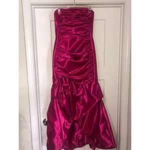 Jessica McClintock Magenta Formal Gown